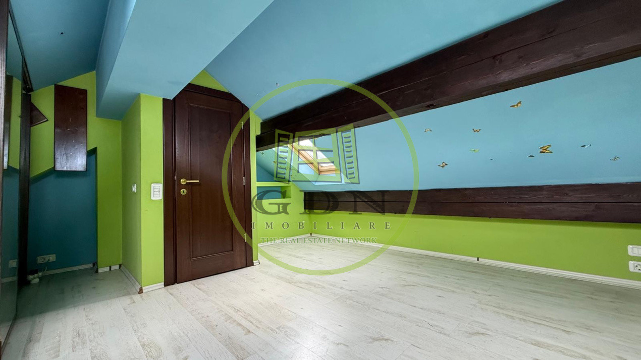     Spațiu comercial / birouri de 120 mp – mansardă, utilități separate, TVA 0%