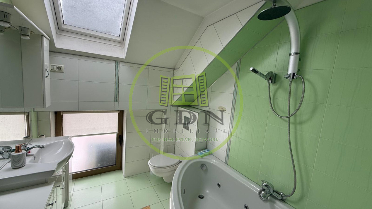     Spațiu comercial / birouri de 120 mp – mansardă, utilități separate, TVA 0%