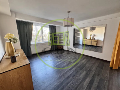 Inchiriez spatiu comercial central !