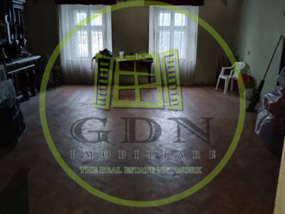 Apartament 3 camere 83 mp2 de vanzare centru Sibiu