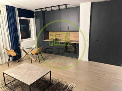Închiriere apartament de lux, 40 mp., Central, 450 Euro