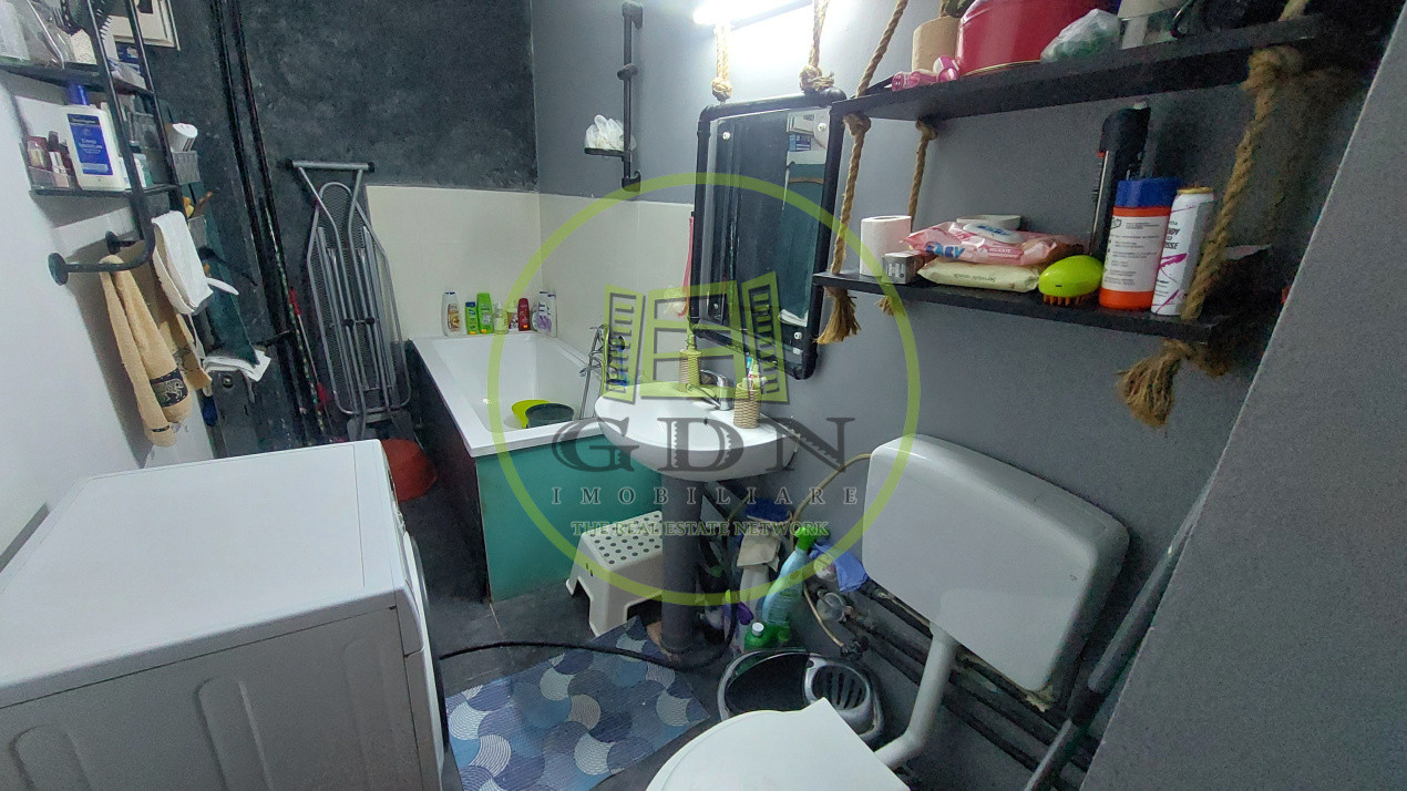 Garsoniera decomandata, parter, 37 mp, Craiovita Noua zona Promenada