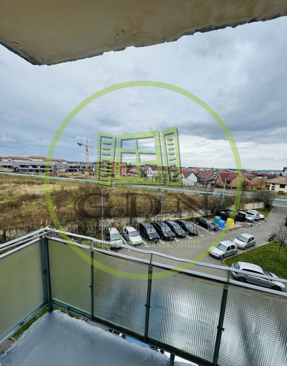    Garsonieră decomandată etaj 3, balcon zona Calea Dumbrăvii