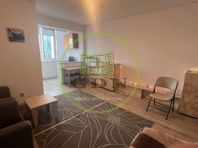 Garsonieră de închiriat – zona CEC Bank - Centru Civic 