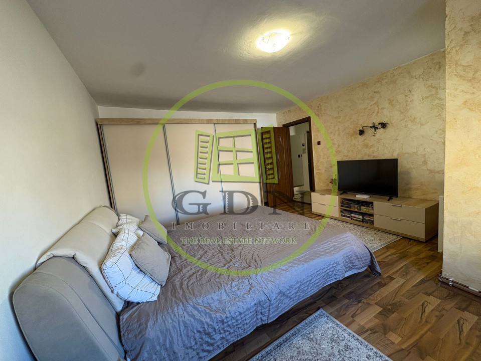 Garsoniera, 45 mp, decomandata, Cartier Rovine, Zona Garii