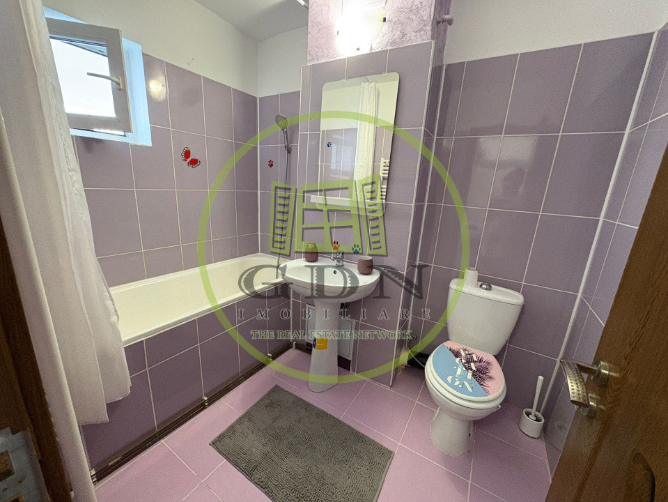 Garsoniera, 45 mp, decomandata, Cartier Rovine, Zona Garii