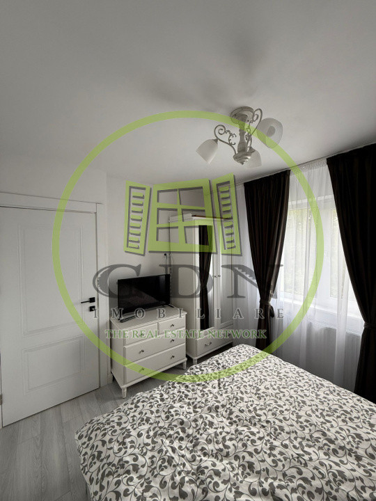 3 camere | Centrul Civic | Open Space | 55 mp total | 150.000 E