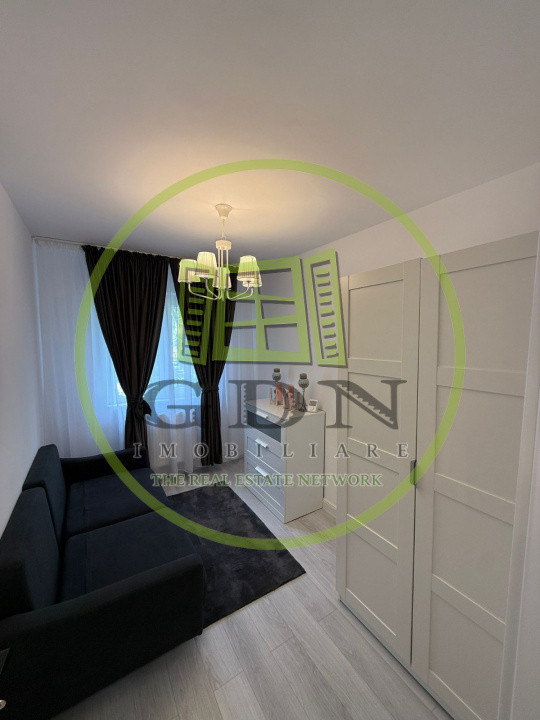 3 camere | Centrul Civic | Open Space | 55 mp total | 150.000 E