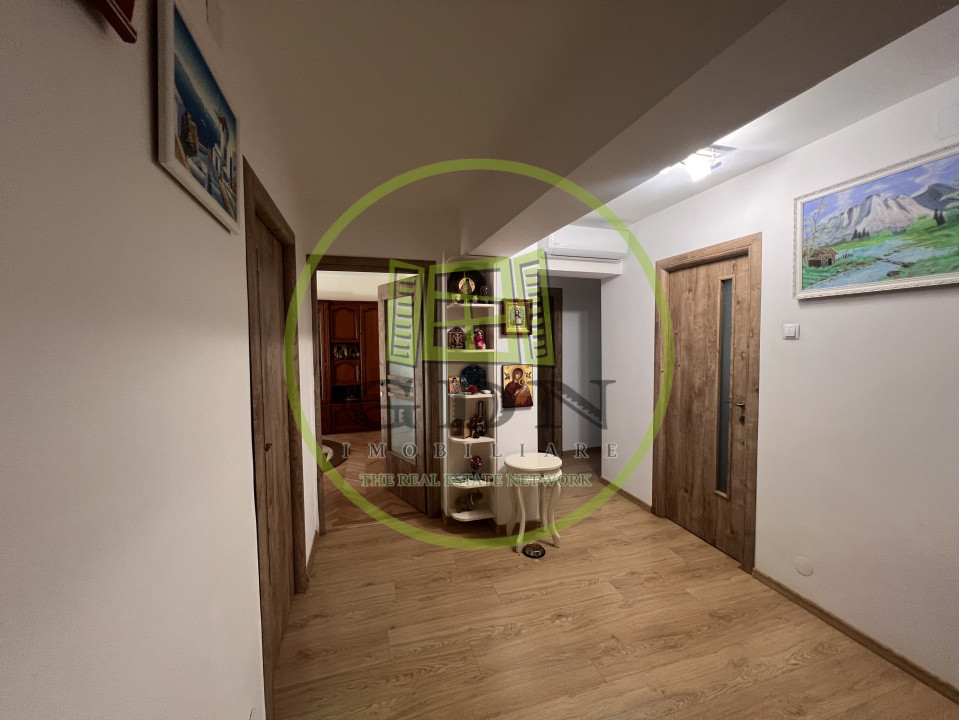 Apartament 4 camere, decomandat, 108 mp, 1 Mai, zona Scoala 36