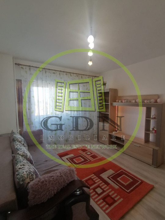 🏡 Garsonieră de închiriat – Bloc Onix, etaj 4/8 – 1.700 lei