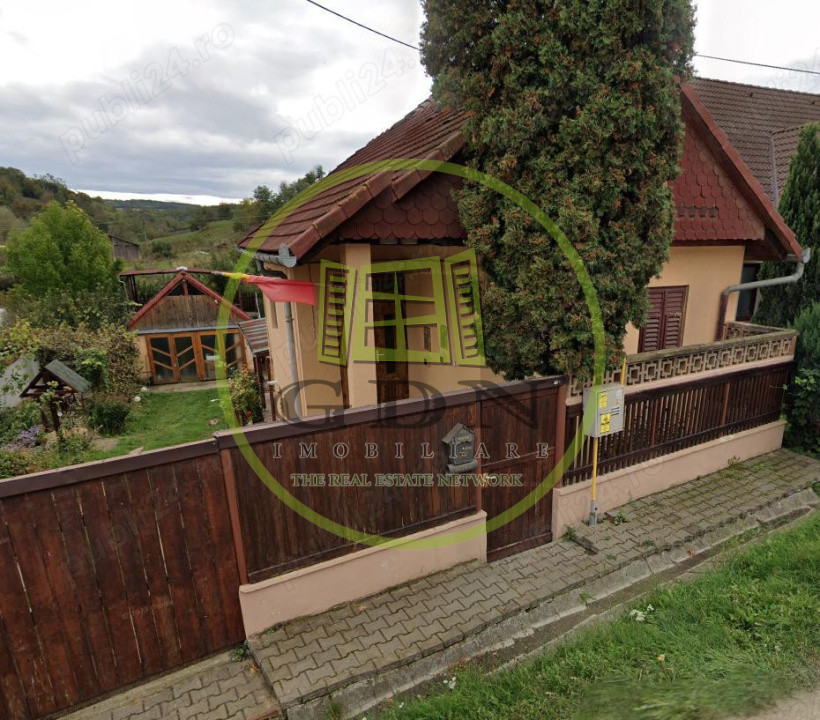 🏡 Casă cu curte generoasă de 742 mp și grădină de 900 mp |