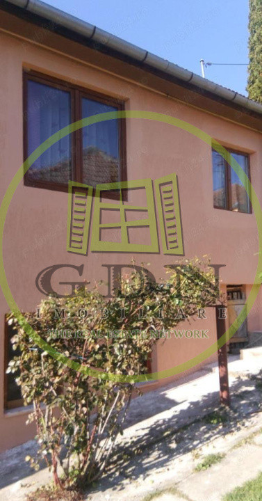 🏡 Casă cu curte generoasă de 742 mp și grădină de 900 mp |