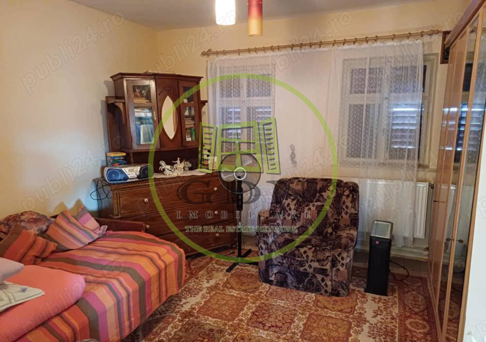 🏡 Casă cu curte generoasă de 742 mp și grădină de 900 mp |