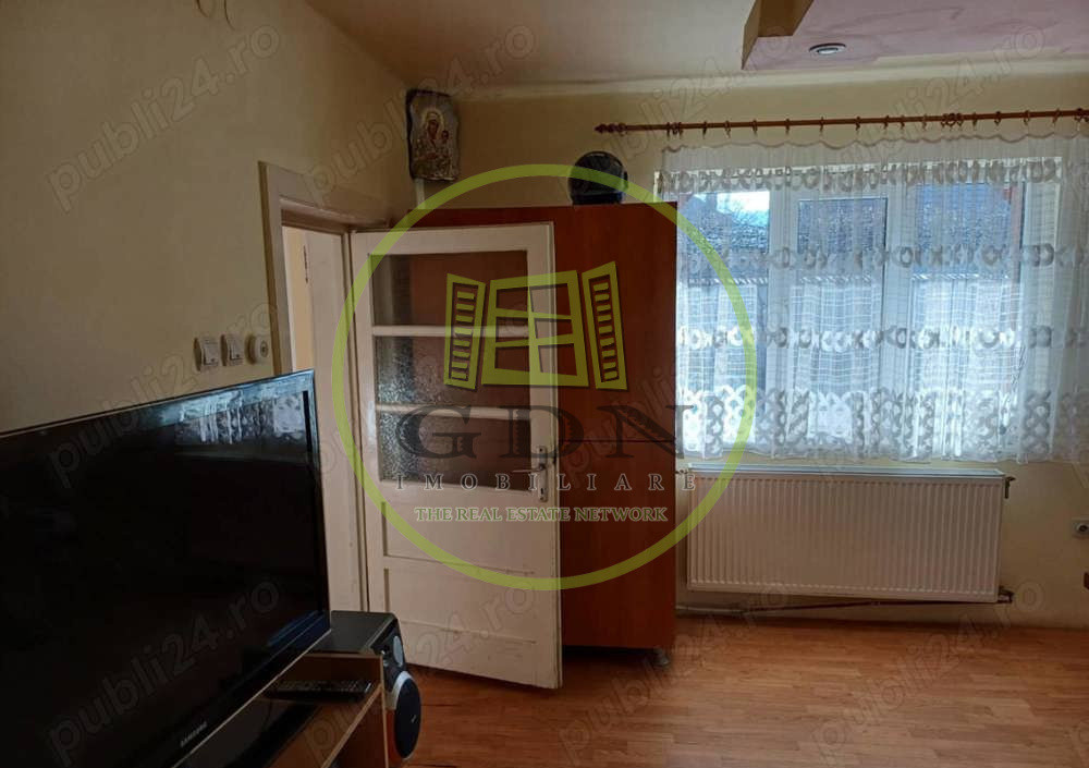 🏡 Casă cu curte generoasă de 742 mp și grădină de 900 mp |