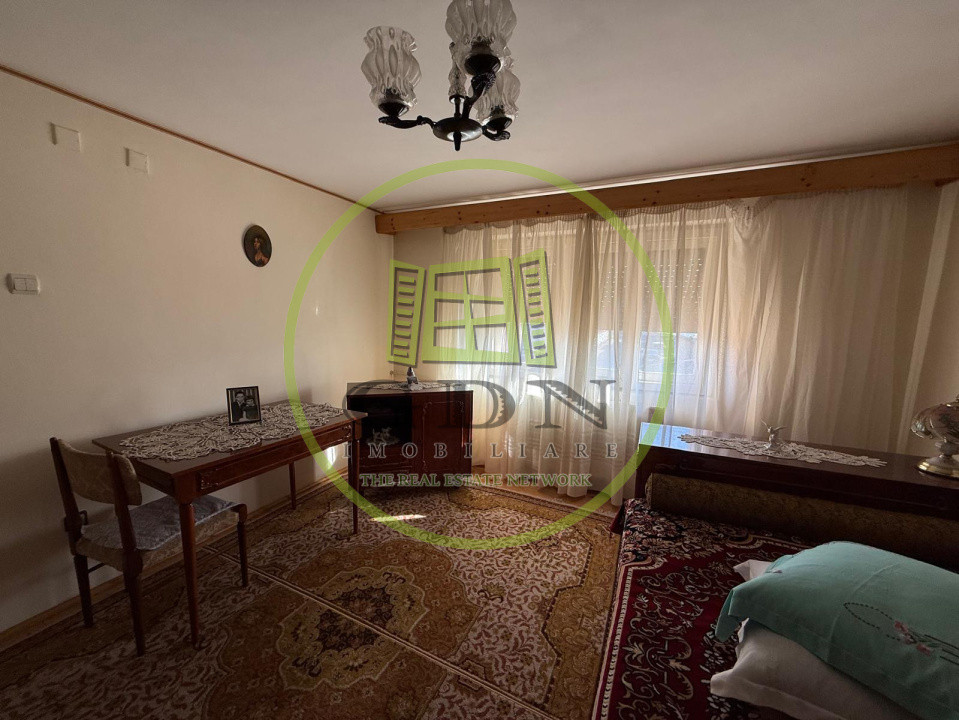 Casa P+M, 277 utili, 948 mp teren, Bariera Valcii