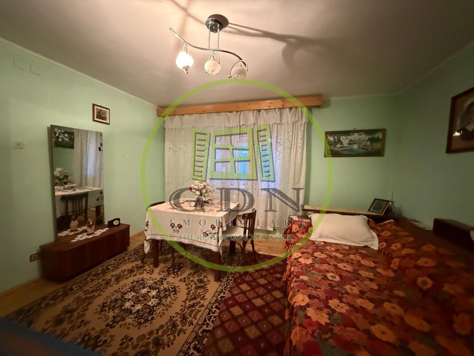 Casa P+M, 277 utili, 948 mp teren, Bariera Valcii