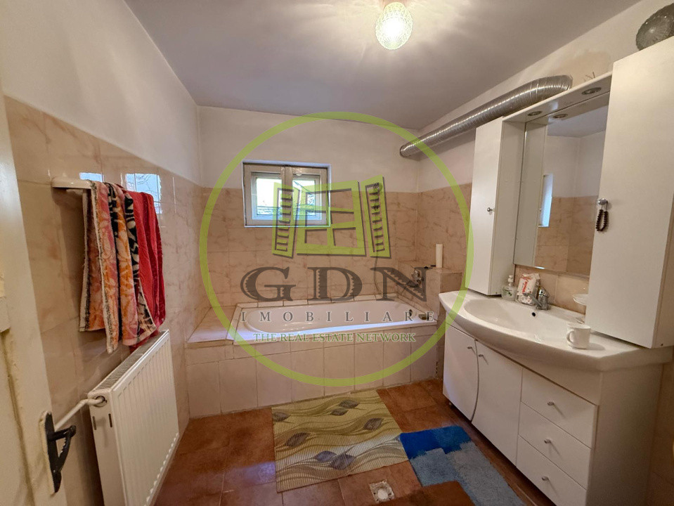 Casa P+M, 277 utili, 948 mp teren, Bariera Valcii