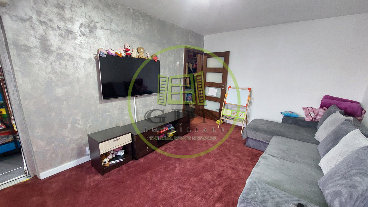 Apartament doua camere decomandat, etajul 2, Valea Rosie zona Posta