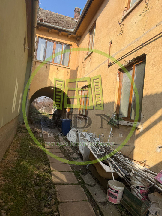 Casa 7 camere, 300 mp utili, 1248 mp teren, Cristian, Sibiu 