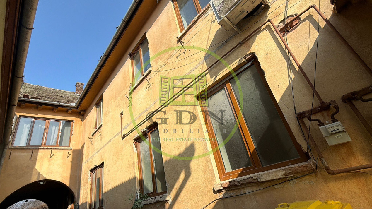 Casa 7 camere, 300 mp utili, 1248 mp teren, Cristian, Sibiu 