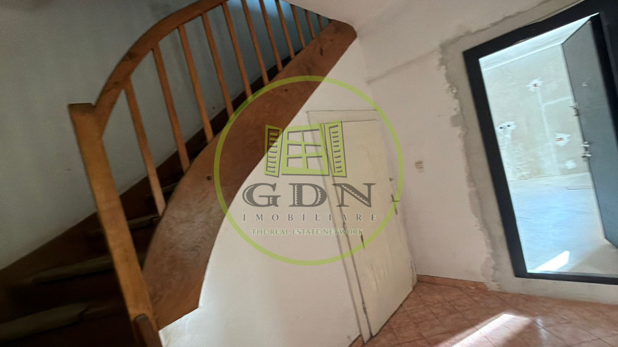 Casa 7 camere, 300 mp utili, 1248 mp teren, Cristian, Sibiu 