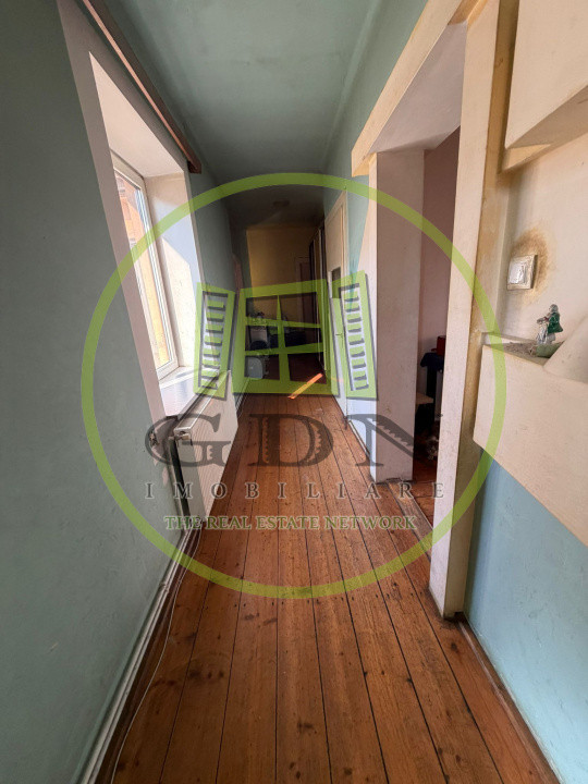 Casa 7 camere, 300 mp utili, 1248 mp teren, Cristian, Sibiu 