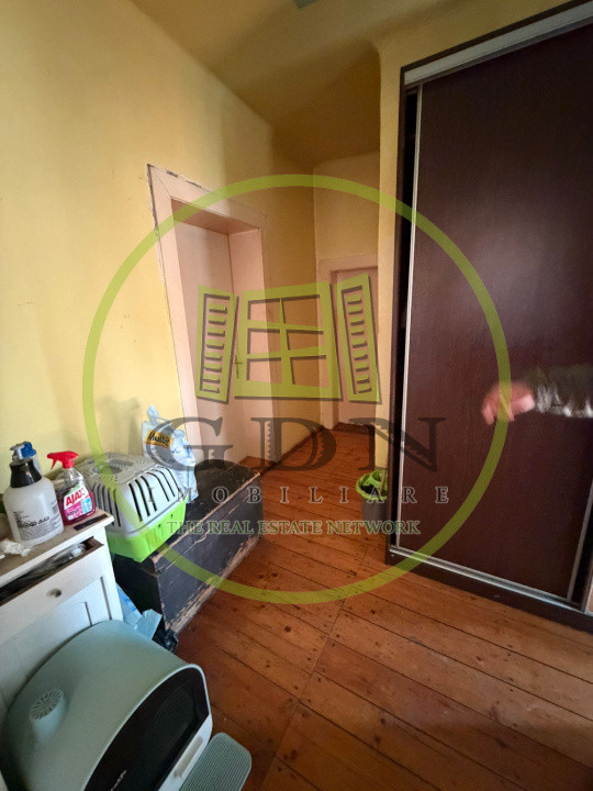 Casa 7 camere, 300 mp utili, 1248 mp teren, Cristian, Sibiu 