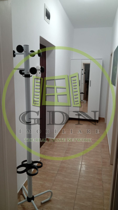 Garsonieră de închiriat strada Frunzei