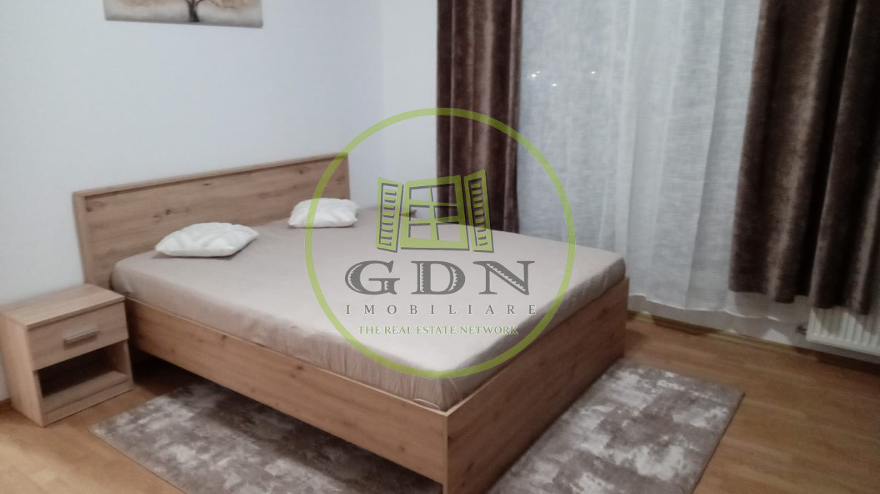 Garsonieră de închiriat strada Frunzei