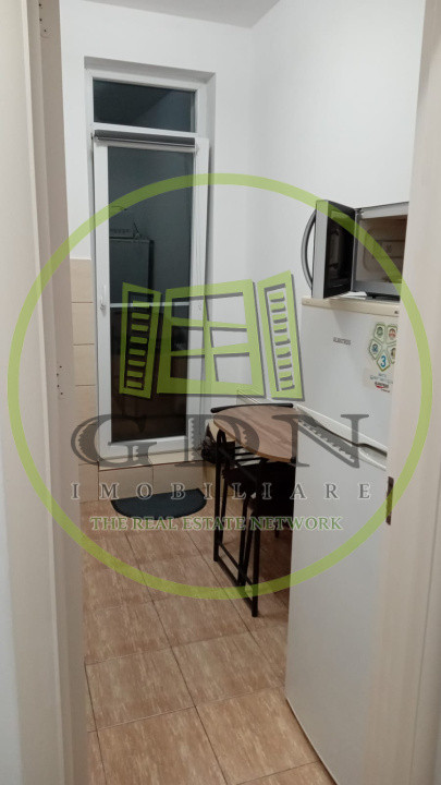 Garsonieră de închiriat strada Frunzei