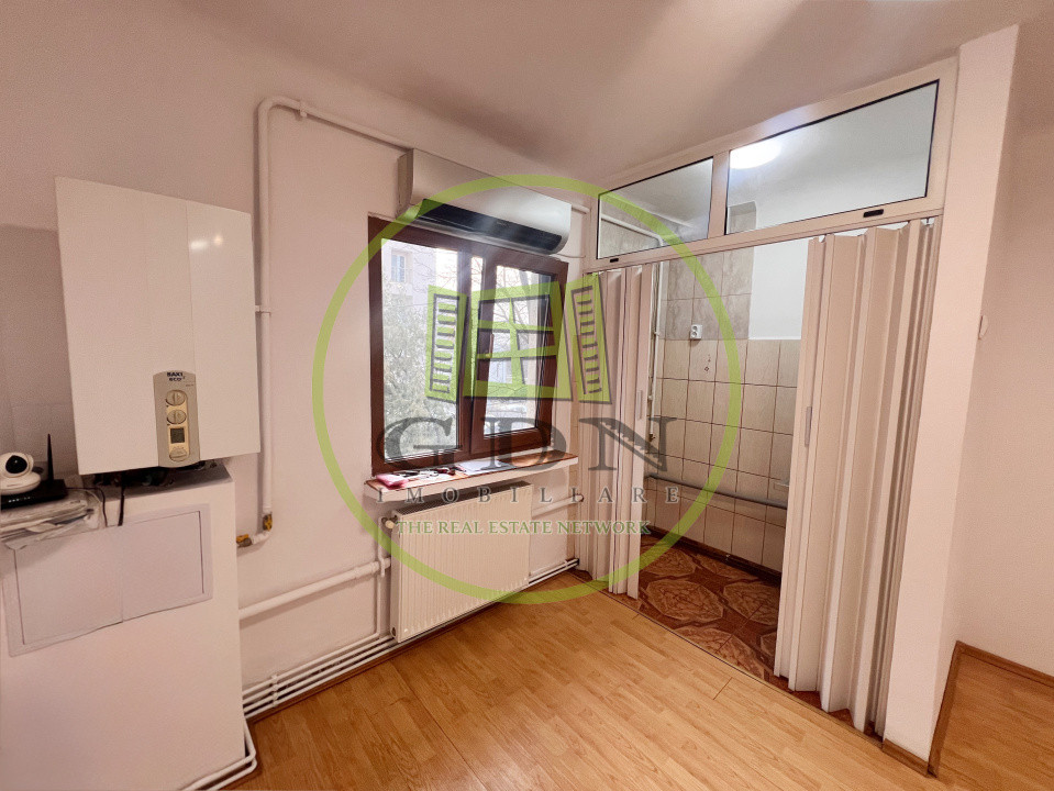 Apartament 3 camere, decomandat, 72.2 mp, cartier 1 Mai, zona Sara