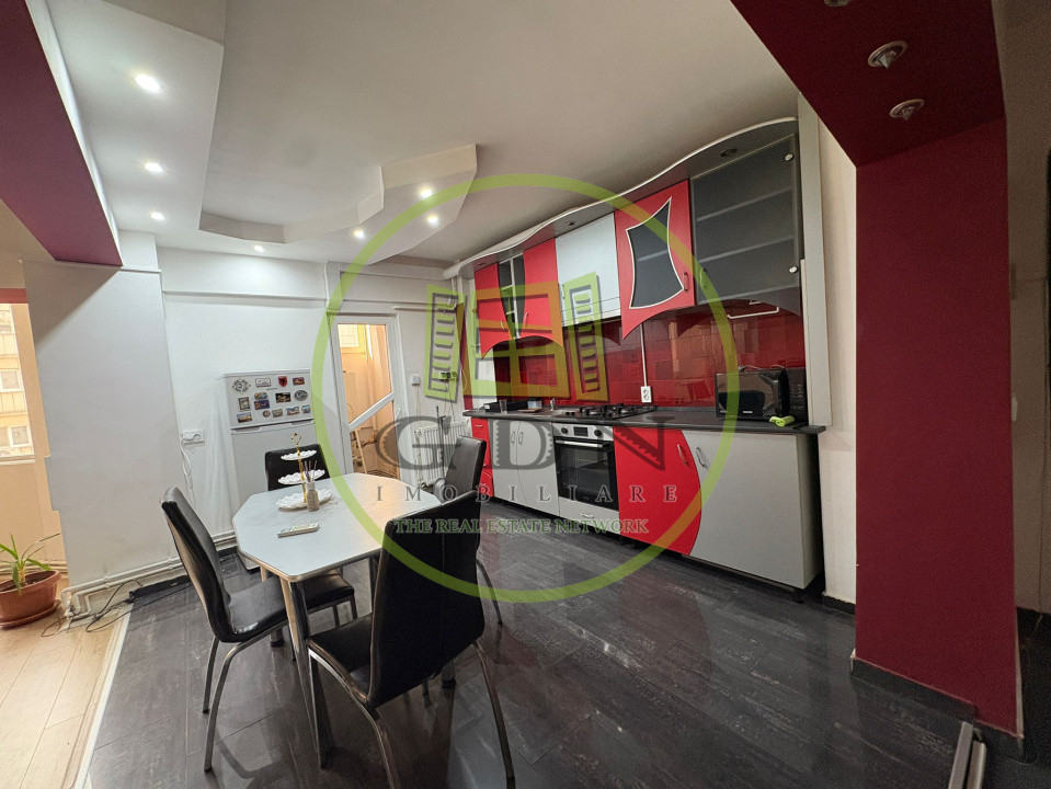 Apartament, 3 camere, open space, 82 mp, Centru, Zona Teatru