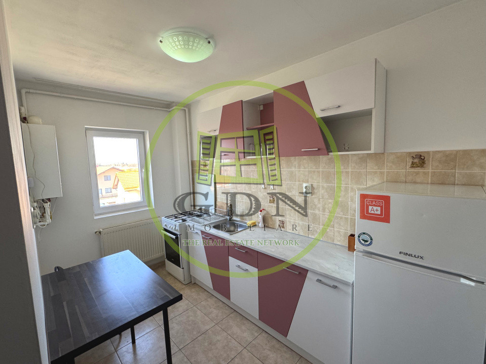 Apartament 2 camere, semidecomandat, 50 mp + balcon, str Ioan Popasu, Tractorul