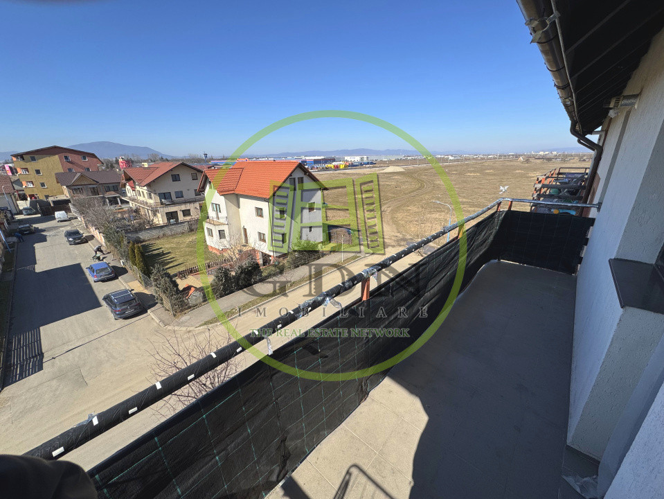 Apartament 2 camere, semidecomandat, 50 mp + balcon, str Ioan Popasu, Tractorul