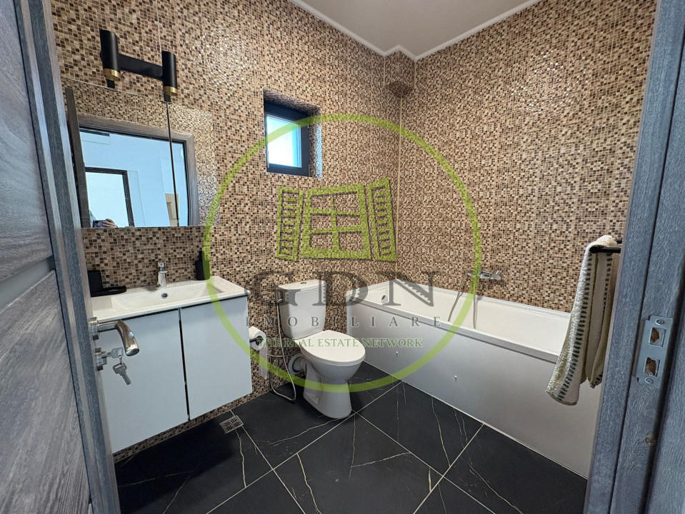 Apartament, 2 camere, 60 mp, decomndat, prima inchiriere, 1 Mai, Zona Spitalului