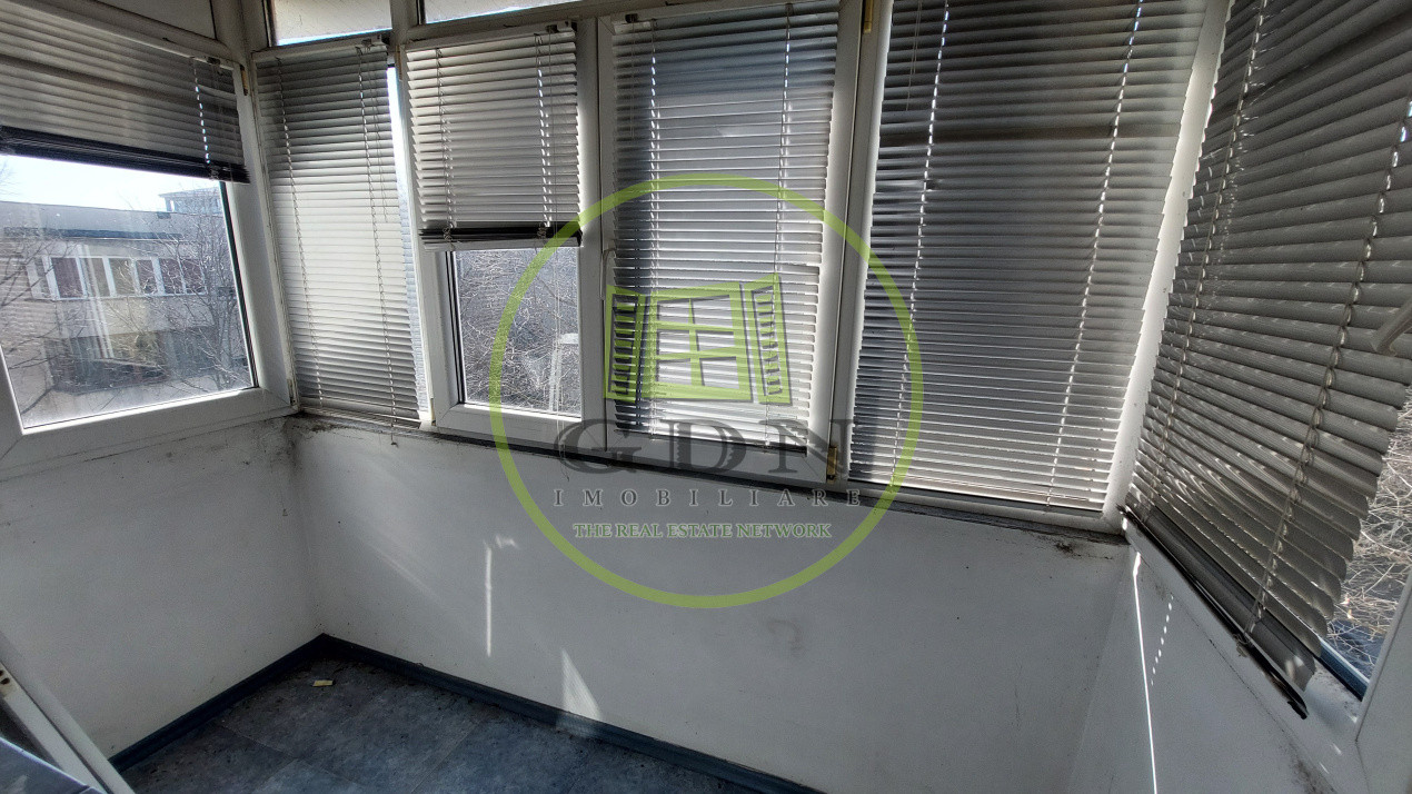 Apartament doua camere semidecomandat, 50 mp, cartier Brazda zona Big Family