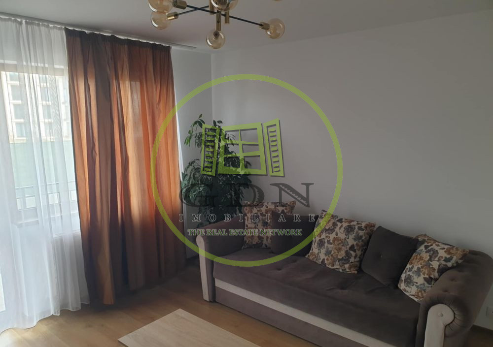 Apartament 3 camere ,zona  Tractorul 