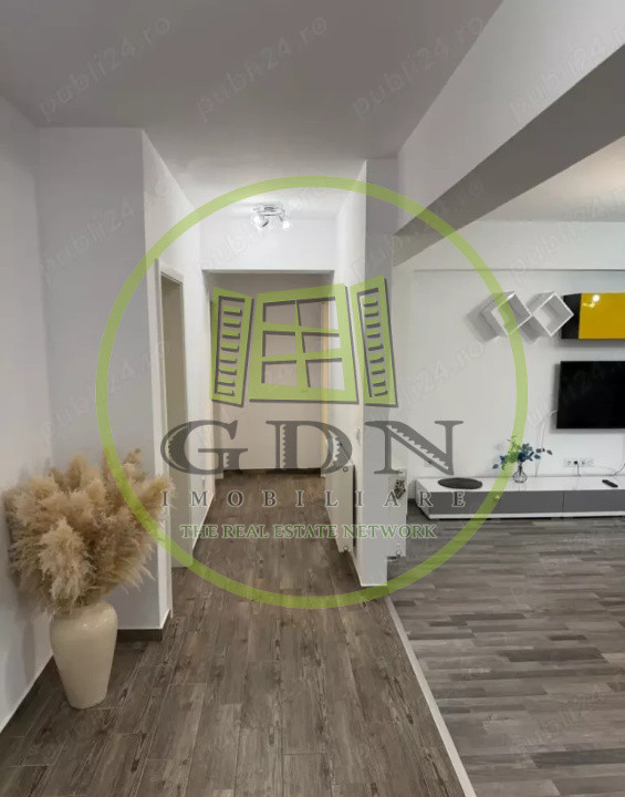 Apartament 3 camere decomandat, Maurer, Coresi, Tractorul