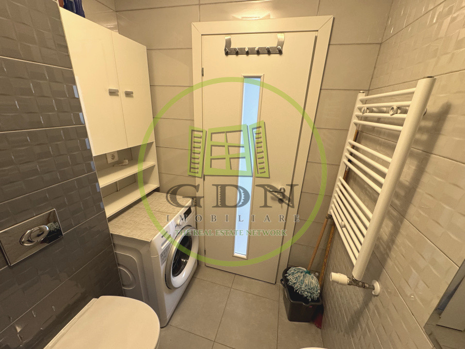 Garsoniera semidecomandata cu bucatarie separata, 39mp + balcon, complex TopCity