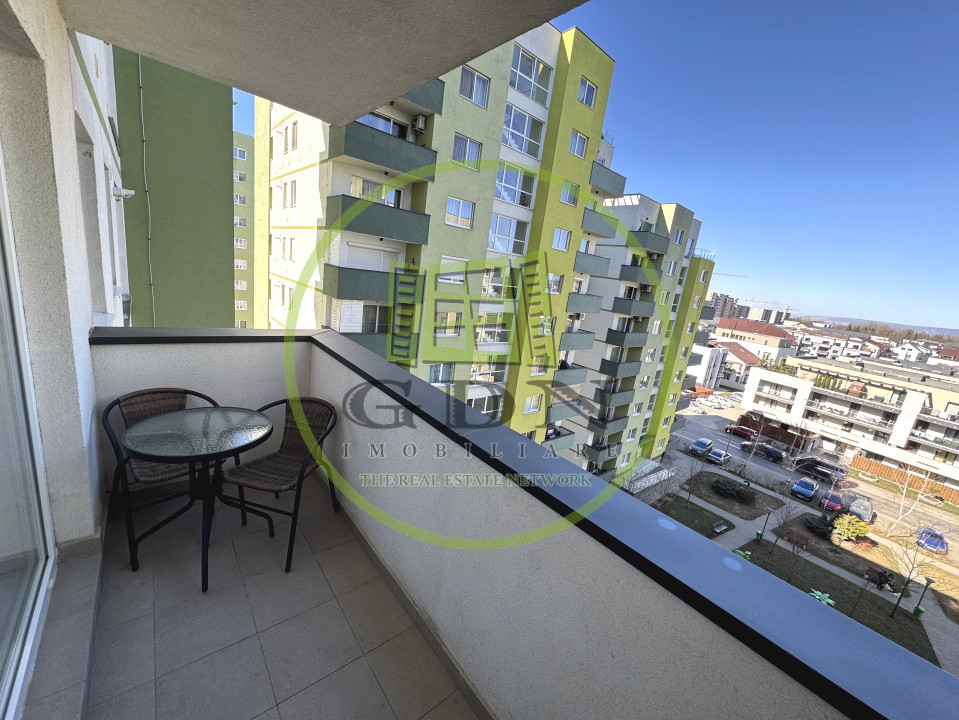 Garsoniera semidecomandata cu bucatarie separata, 39mp + balcon, complex TopCity