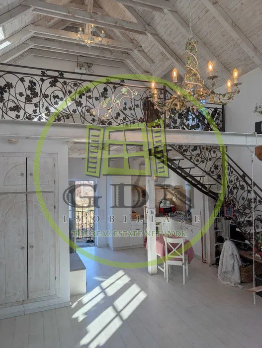 casă de vacanță deosebită, situată la doar 10 km de Sibiu