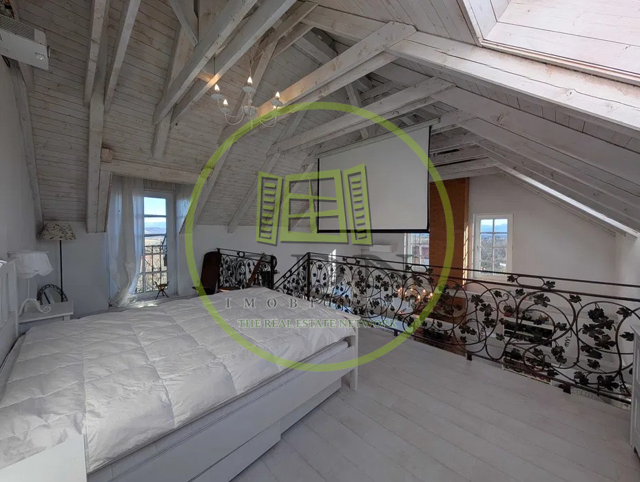 casă de vacanță deosebită, situată la doar 10 km de Sibiu