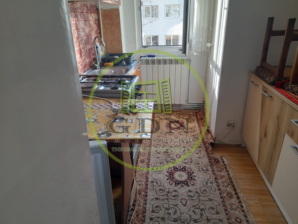 Apartament 2 camere de vanzare cartier Tudor Vladimirescu Fagaras jud. Brasov