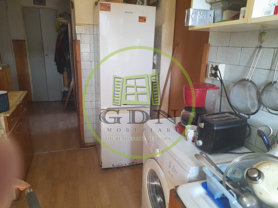 Apartament 2 camere de vanzare  str. Negoiu Fagaras jud. Brasov