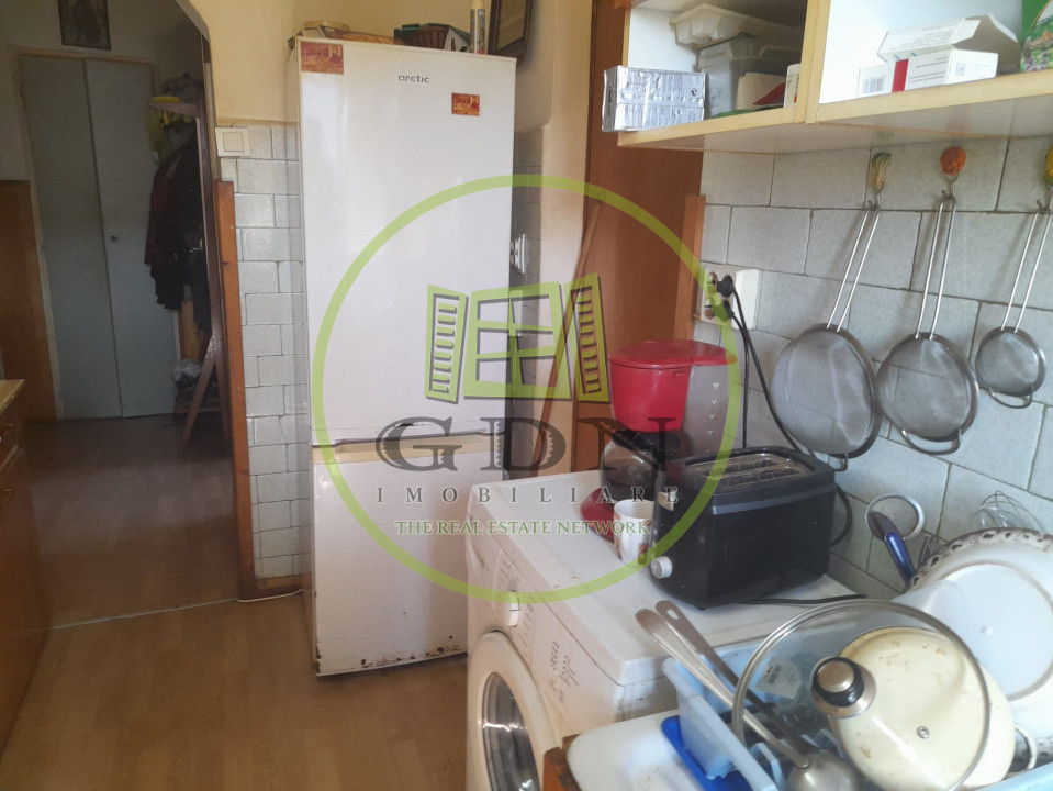 Apartament 2 camere de vanzare  str. Negoiu Fagaras jud. Brasov