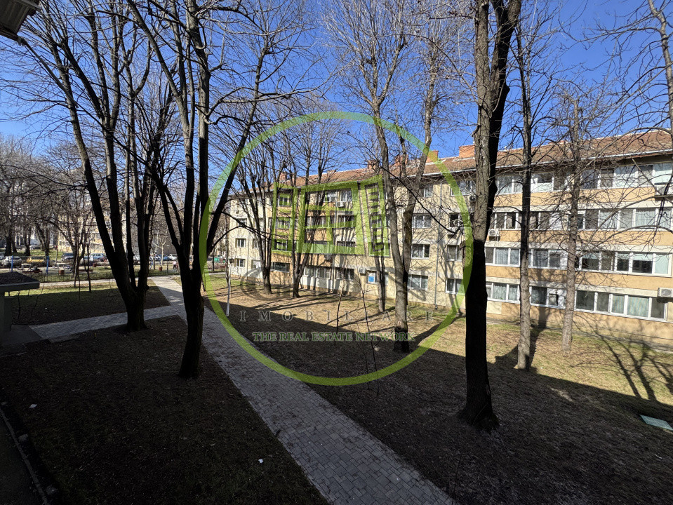 Apartament 3 camere – Str. Pajurei | Etaj 1 | parcare | centrală | mobilat