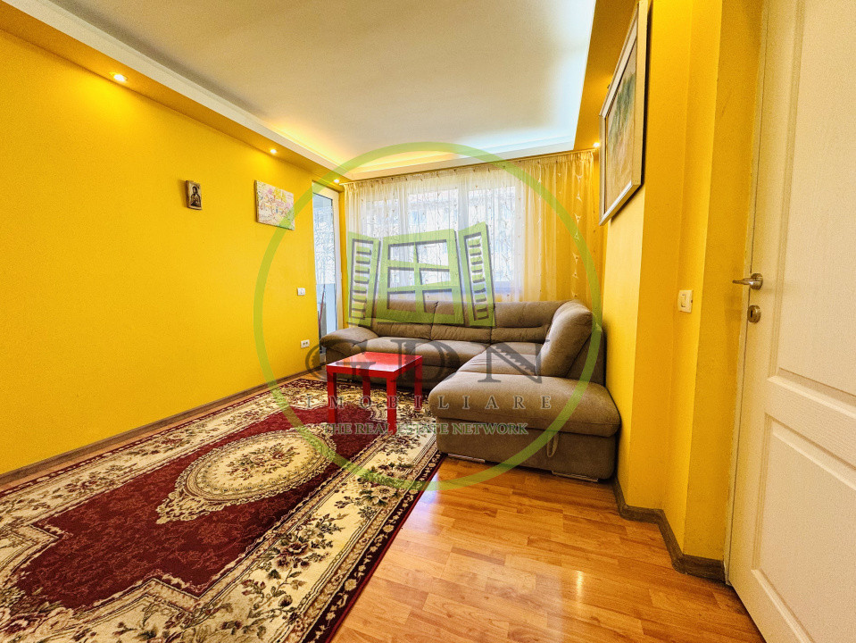 Apartament 3 camere – Str. Pajurei | Etaj 1 | parcare | centrală | mobilat