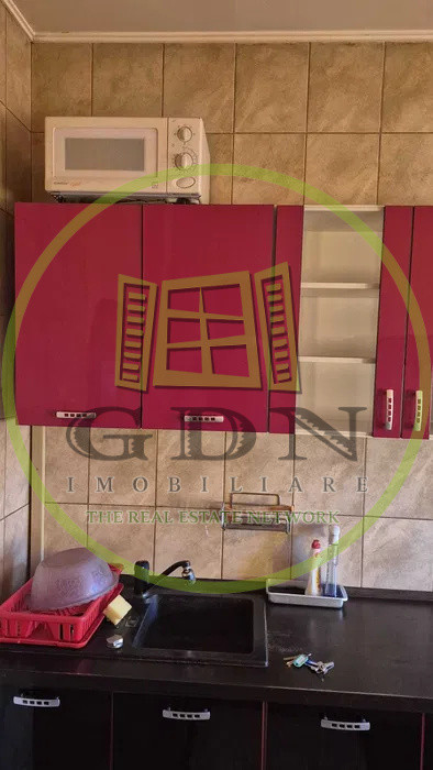  Casă de închiriat 80 mp – terasă proprie, zona Lazaret