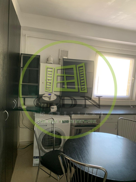 Apartament 3 camere decomandat in zona Iulius mall 