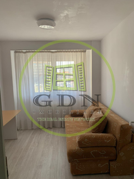 Apartament 3 camere decomandat in zona Iulius mall 